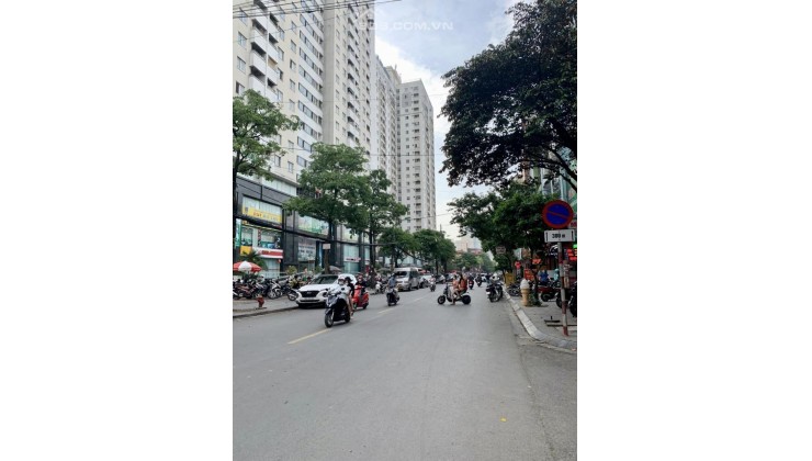 Bán nhà mặt phố tại phố Phùng Hưng quận Hà Đông, MT 6m vỉa hè ô tô tránh, vị trí vip 26.6 tỷ